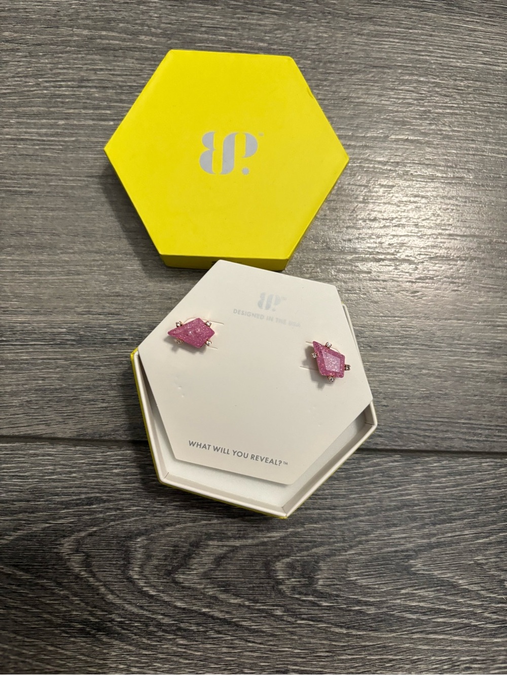 Bomb Party Earrings summer kites aglow